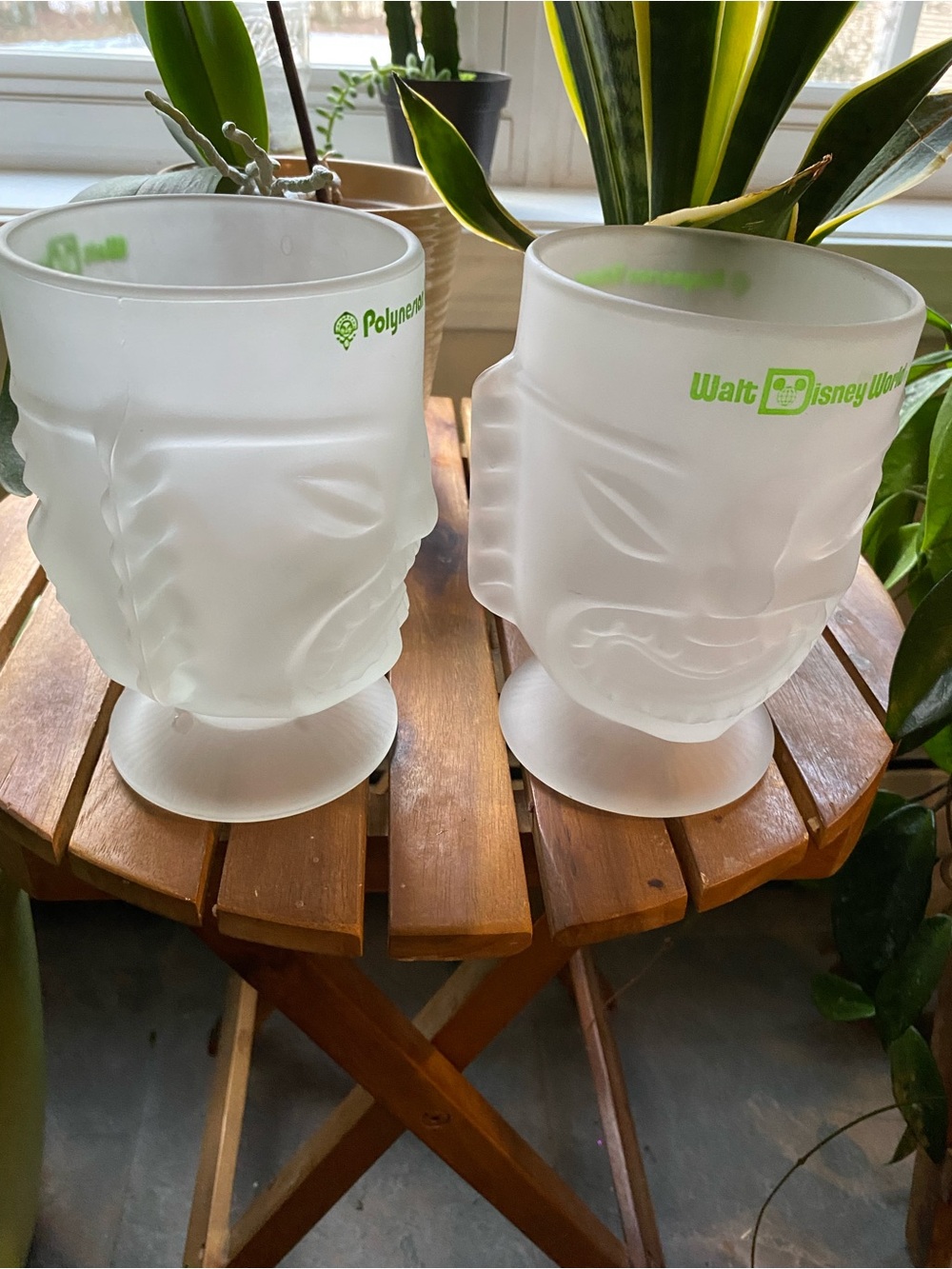 Vintage 1970 Walt Disney World Polynesian Village Frosted Tiki Glasses- - Picture 2 of 7